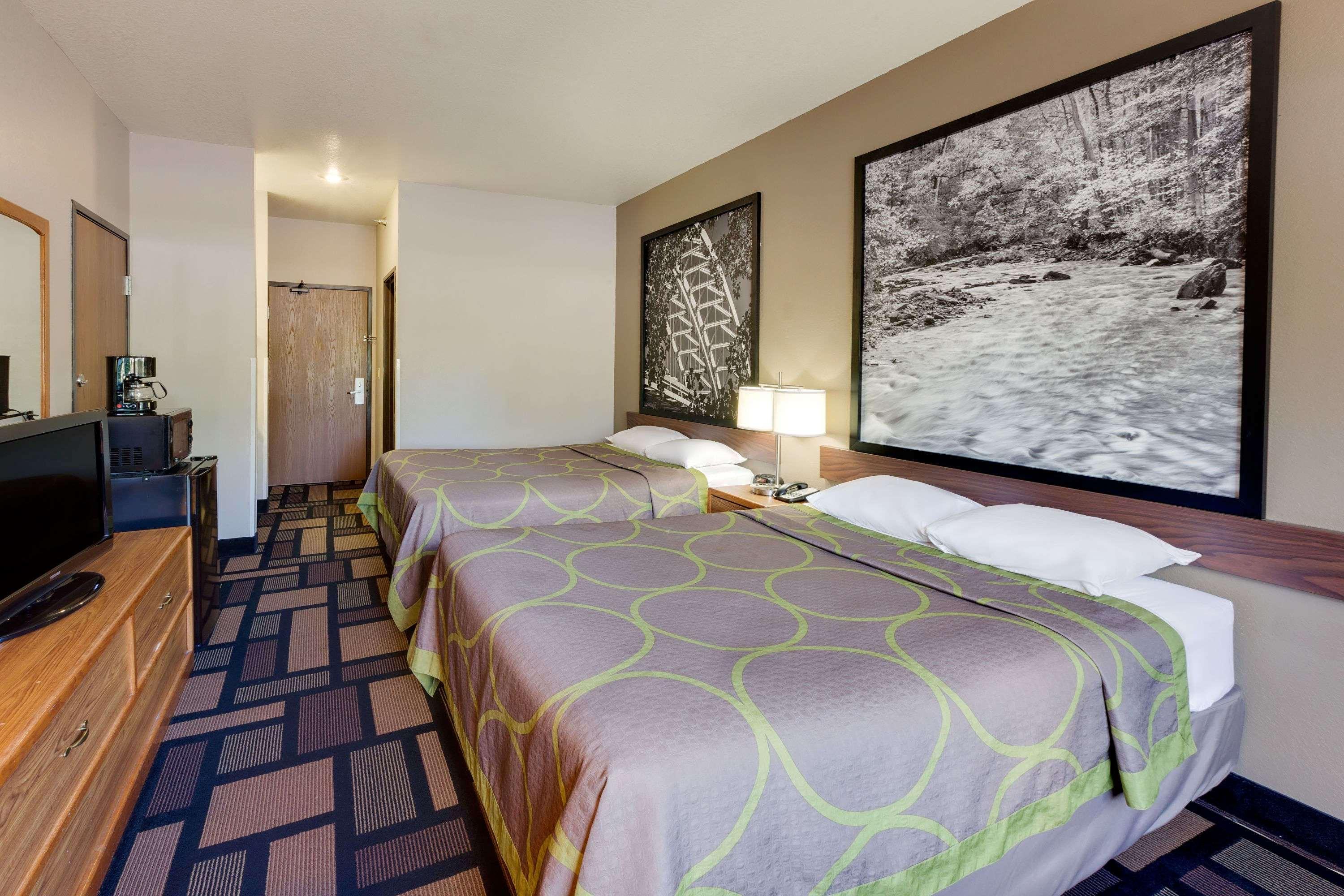 Super 8 By Wyndham Akron S/Green/Uniontown Oh מראה חיצוני תמונה