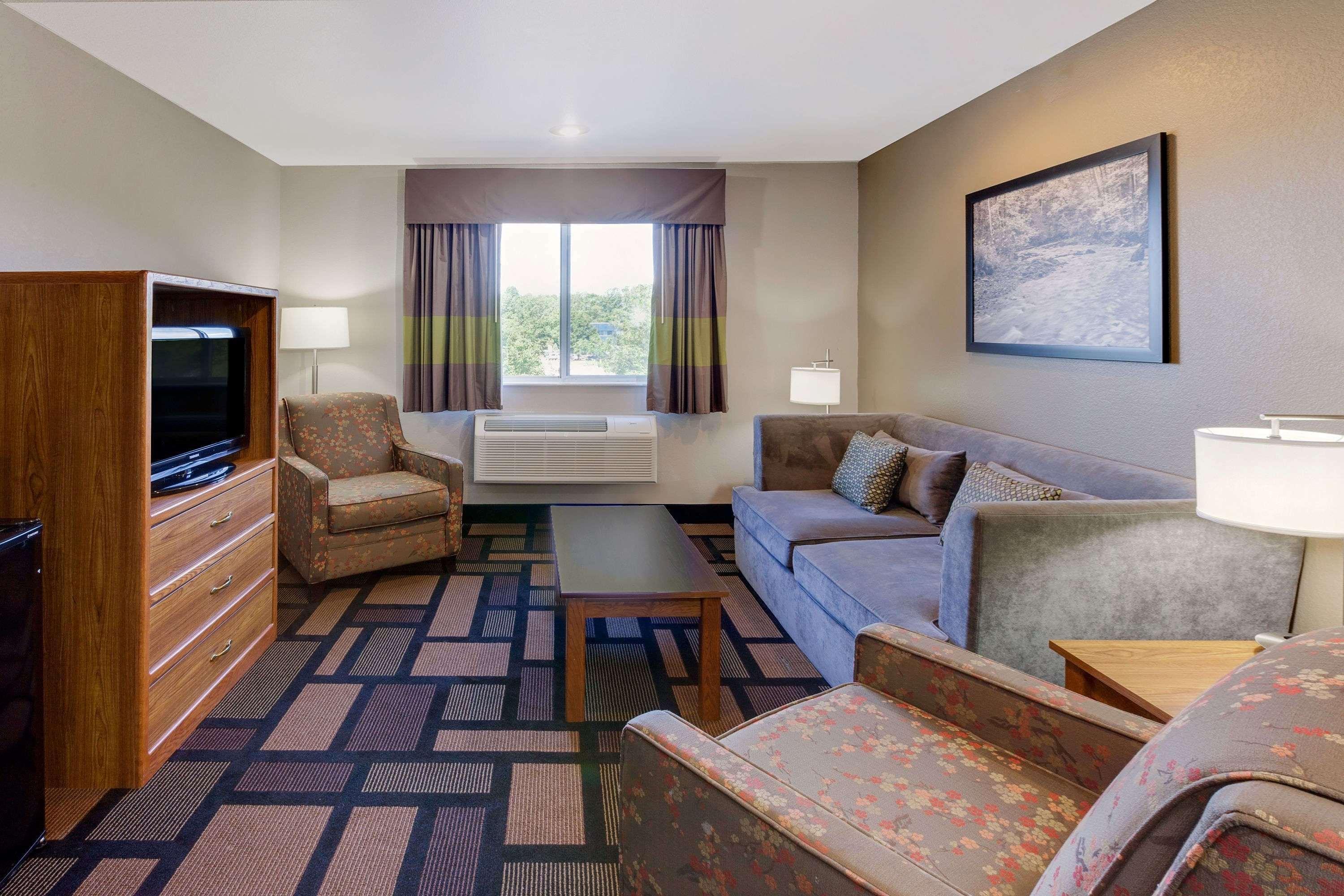 Super 8 By Wyndham Akron S/Green/Uniontown Oh מראה חיצוני תמונה